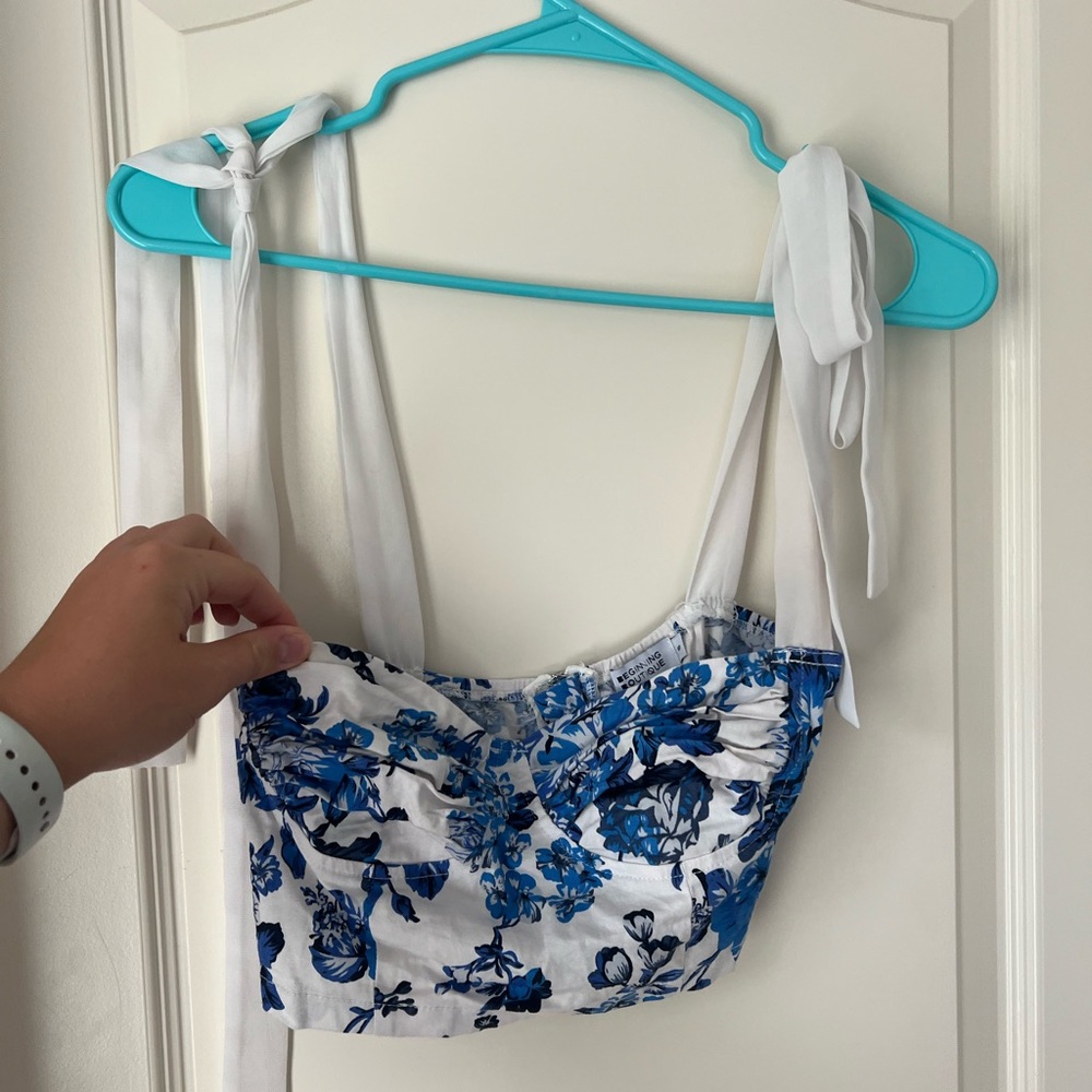 Beginning Boutique Floral Tie top